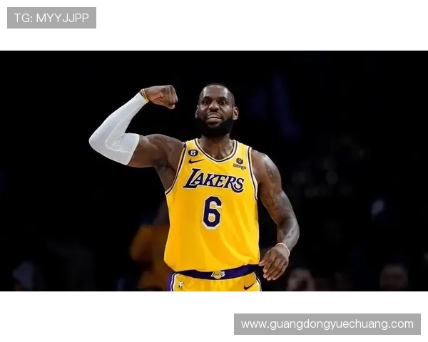 詹姆斯六万分钟绕地球传奇